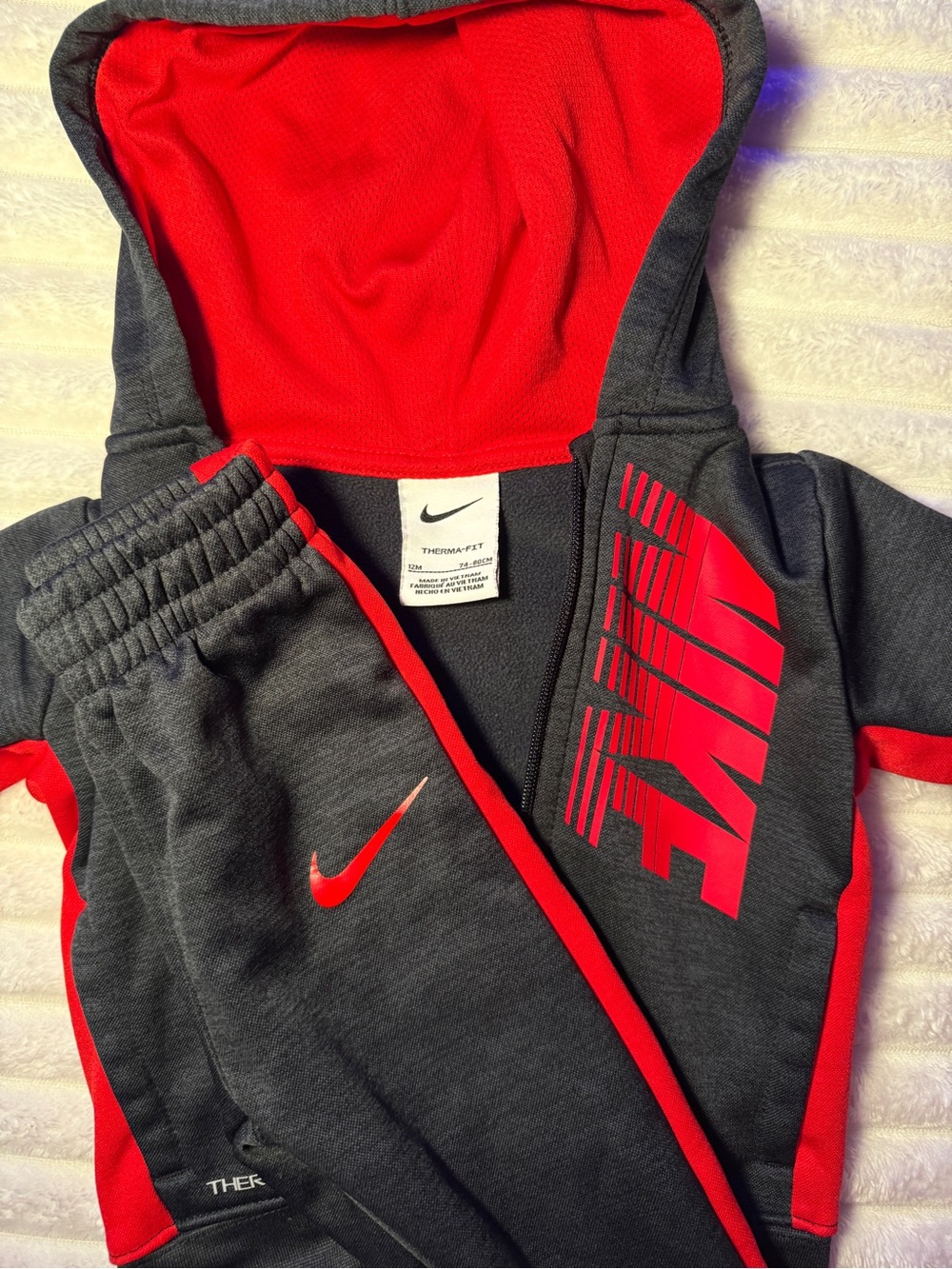 Nike Kids Pullover Hoodie Sweatshirt/ sweatpants Set